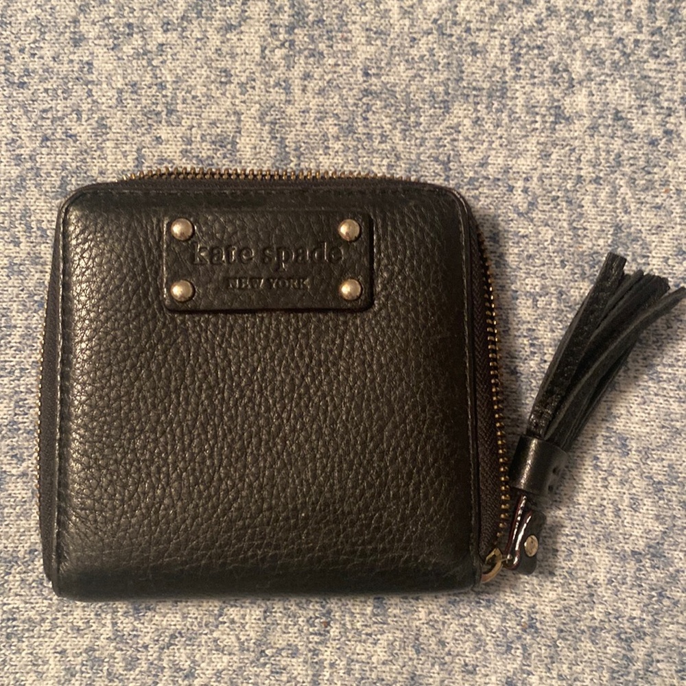 Kate Spade like new black leather wallet